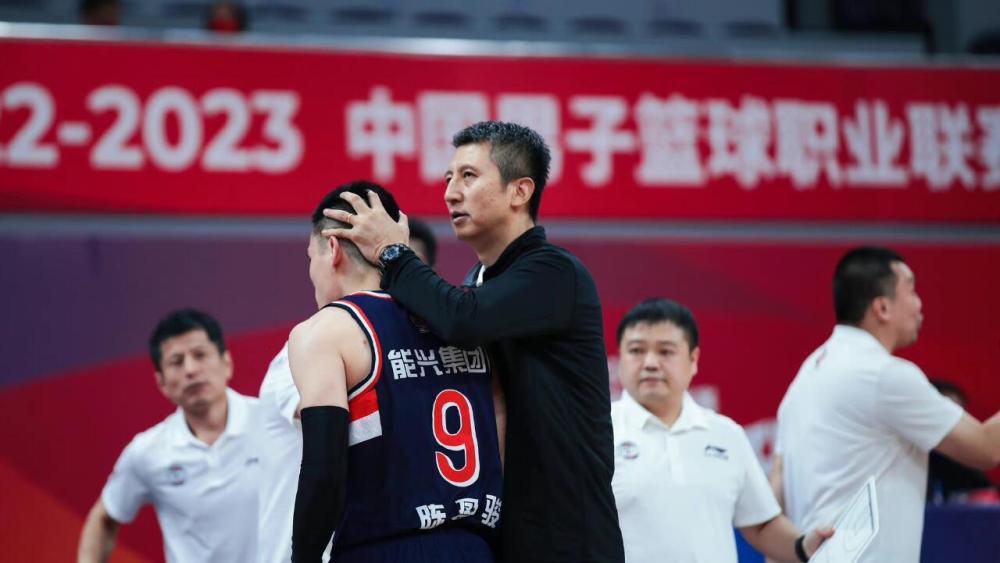 搬家公司性感女郎